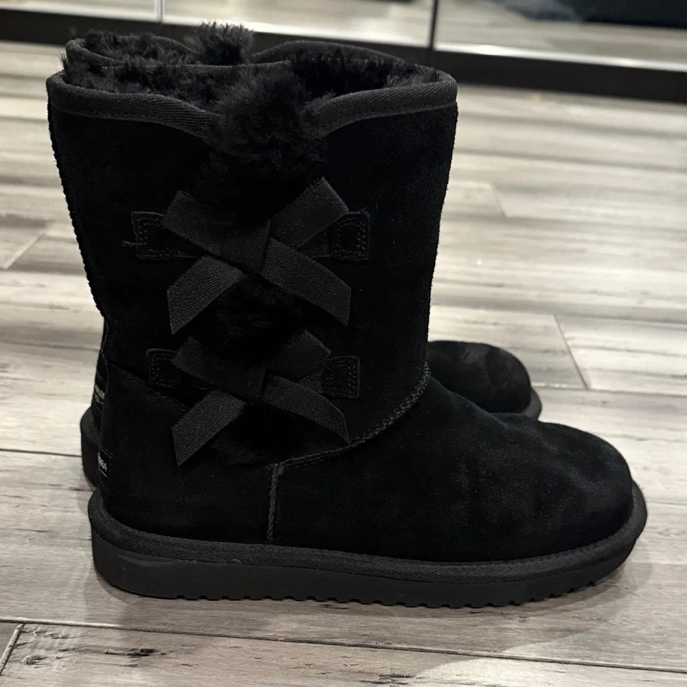 UGG Women's Black boots